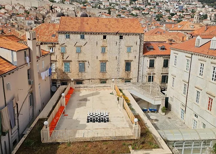 Bogdanovic Home